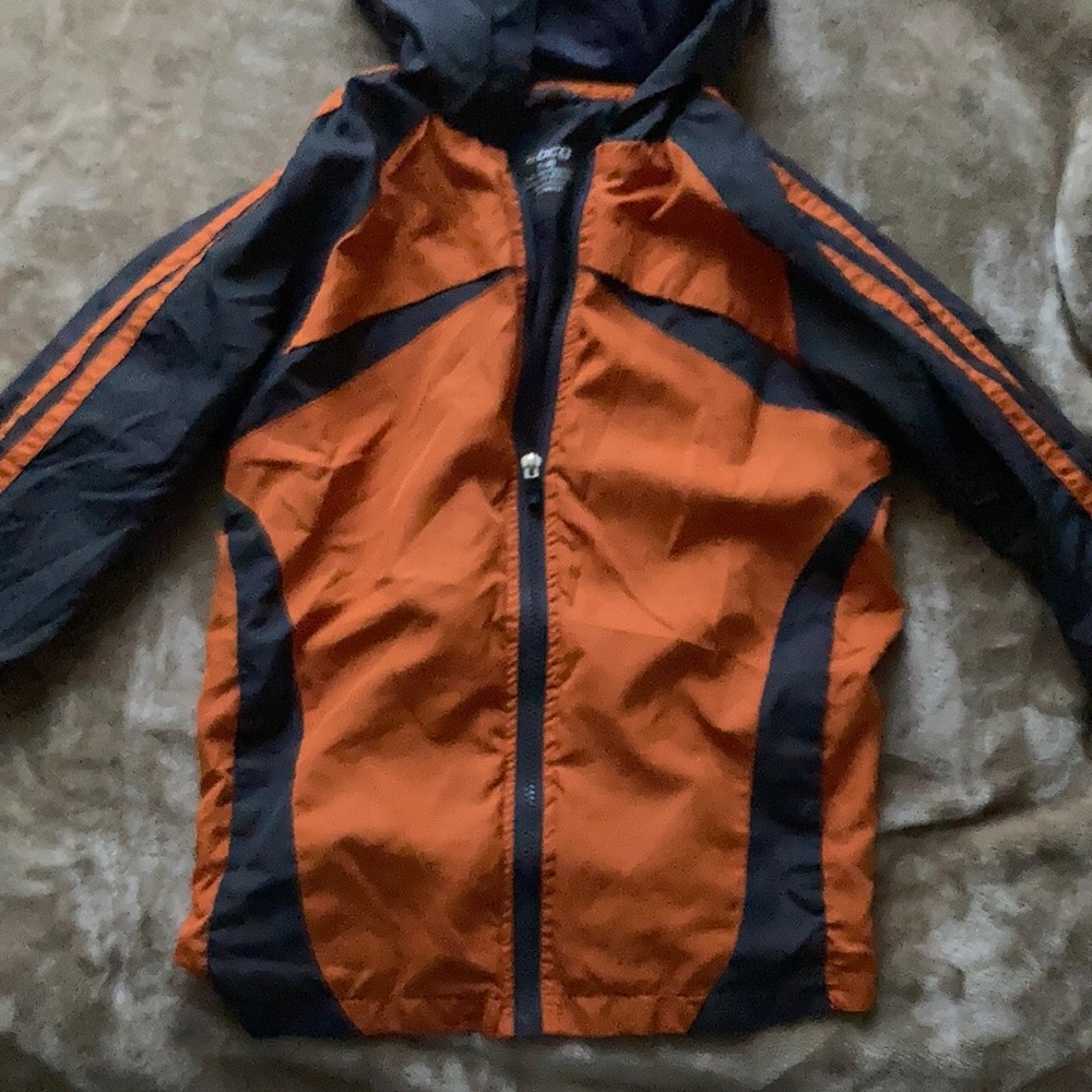 BCG orange & grey windbreaker with hoodie kids  size S(8)